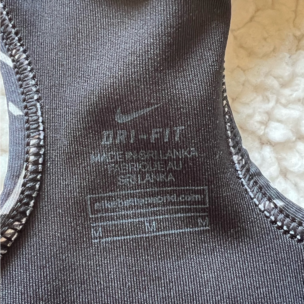2 Nike Dry-Fit Sports Bra - Picture 7 of 7